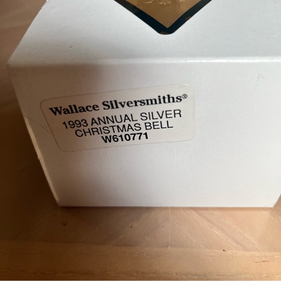 WALLACE SILVERSMITHS 1993 Annual Christmas Silverplated Bell Ornament NIB - Picture 10 of 13